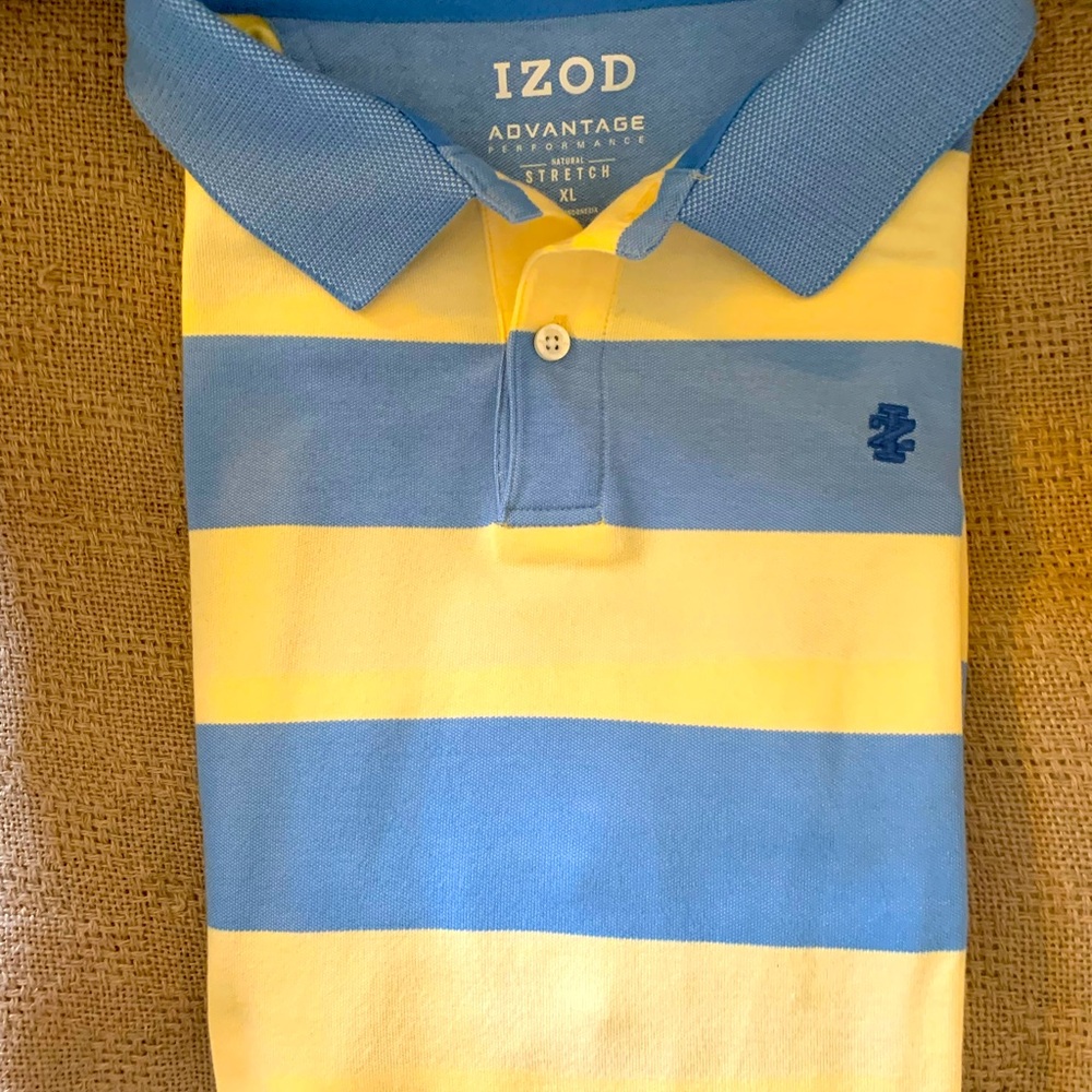 IZOD Advantage, Pale Blue and Yellow XL Short Sleeve Shirt, Excellent Condition